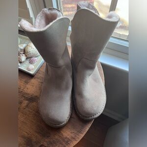 Birkenstock suede boot